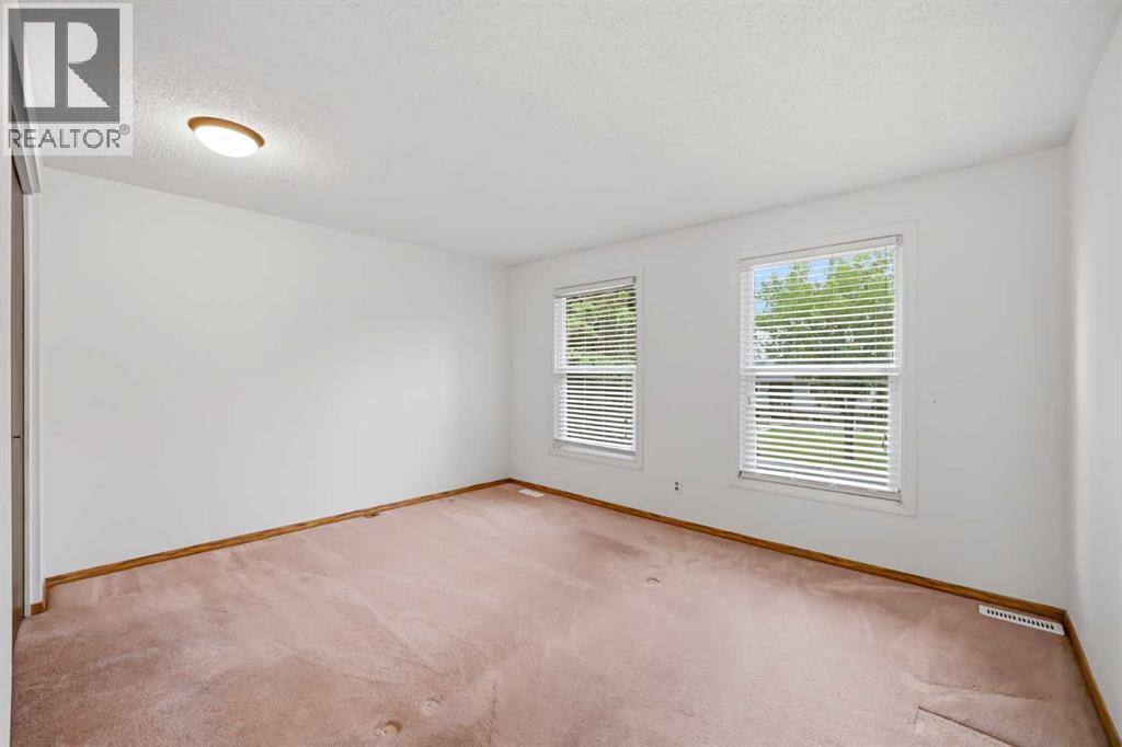 5608 Rundlehorn Drive NE, Calgary, Alberta  T1Y 3J2 - Photo 19 - A2325345