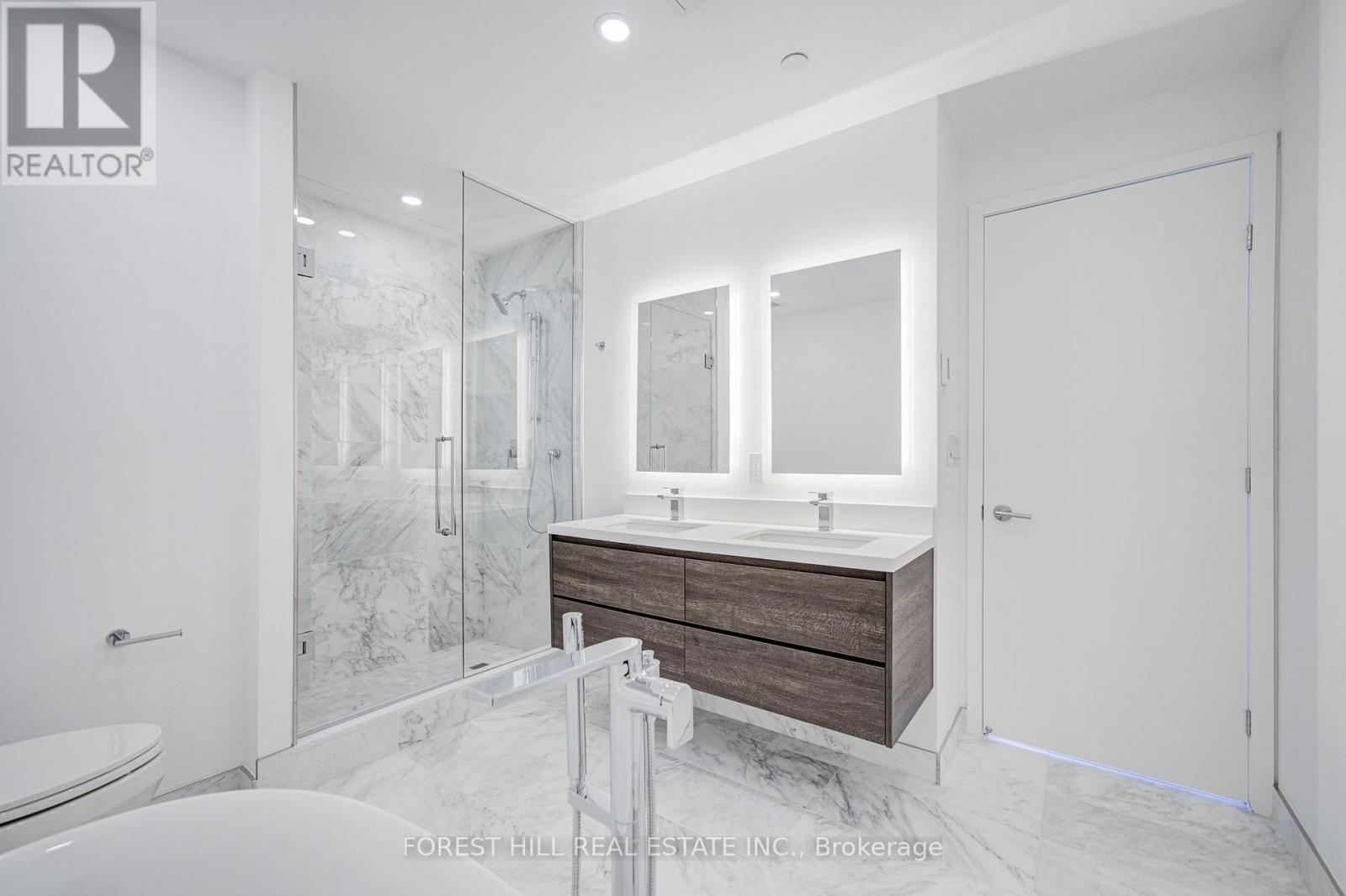 2202 - 1315 Bay Street, Toronto, Ontario M5R 0E4 - Photo 11 - C13637118