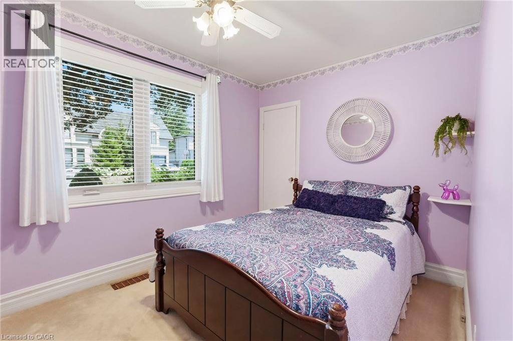 70 Floresta Court, Ancaster, Ontario  L9G 1R8 - Photo 17 - 40852702