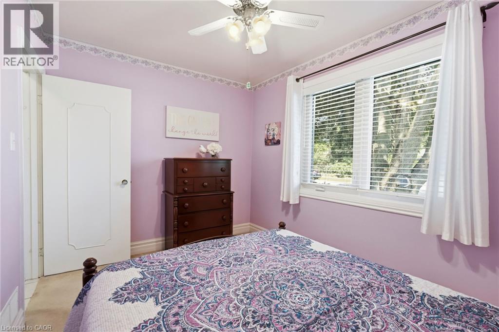 70 Floresta Court, Ancaster, Ontario  L9G 1R8 - Photo 18 - 40852702
