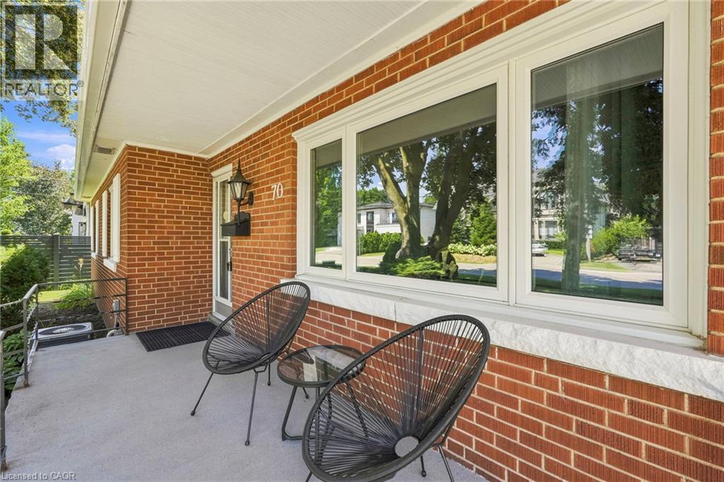 70 Floresta Court, Ancaster, Ontario  L9G 1R8 - Photo 4 - 40852702