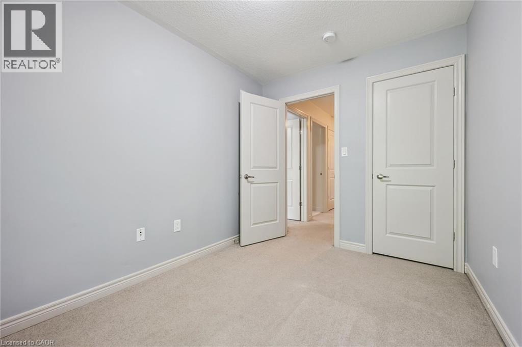 6 Beatrice Lane, Kitchener, Ontario  N2H 0B3 - Photo 14 - 40852282