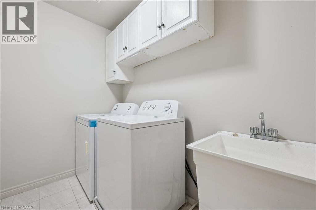 6 Beatrice Lane, Kitchener, Ontario  N2H 0B3 - Photo 21 - 40852282