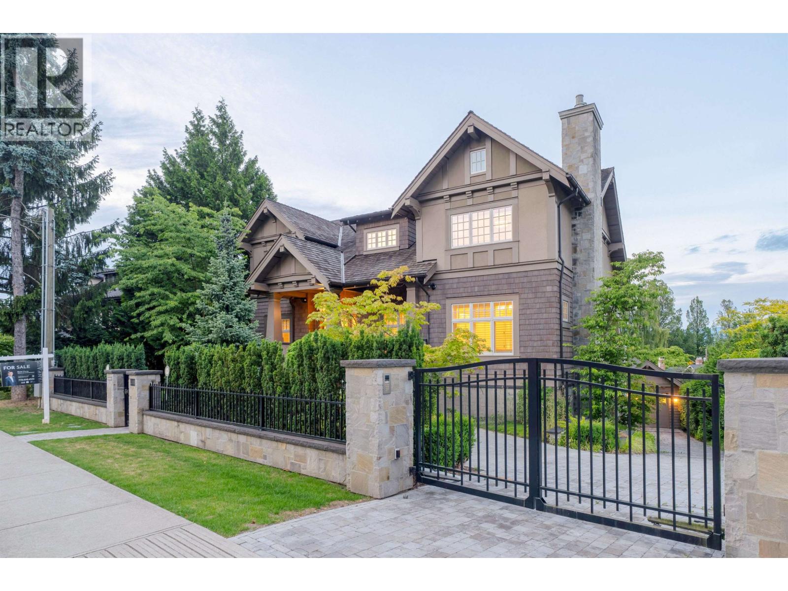 1093 Wolfe Avenue, Vancouver, British Columbia V6H 1V9 - Photo 3 - R3134633