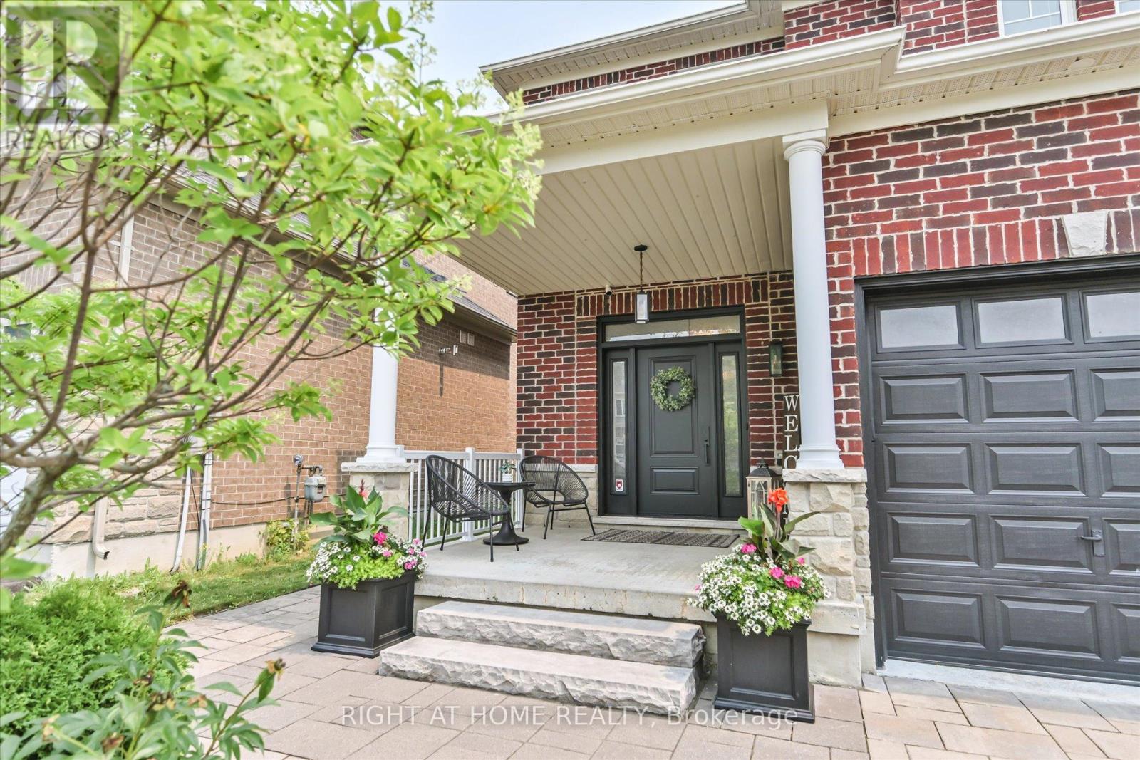 1259 Aldsworth Crescent, Oshawa, Ontario  L1K 0S5 - Photo 2 - E13586816
