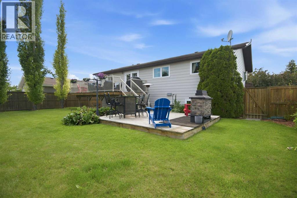 92 Mccullough Crescent, Red Deer, Alberta  T4R 1S7 - Photo 2 - A2324147