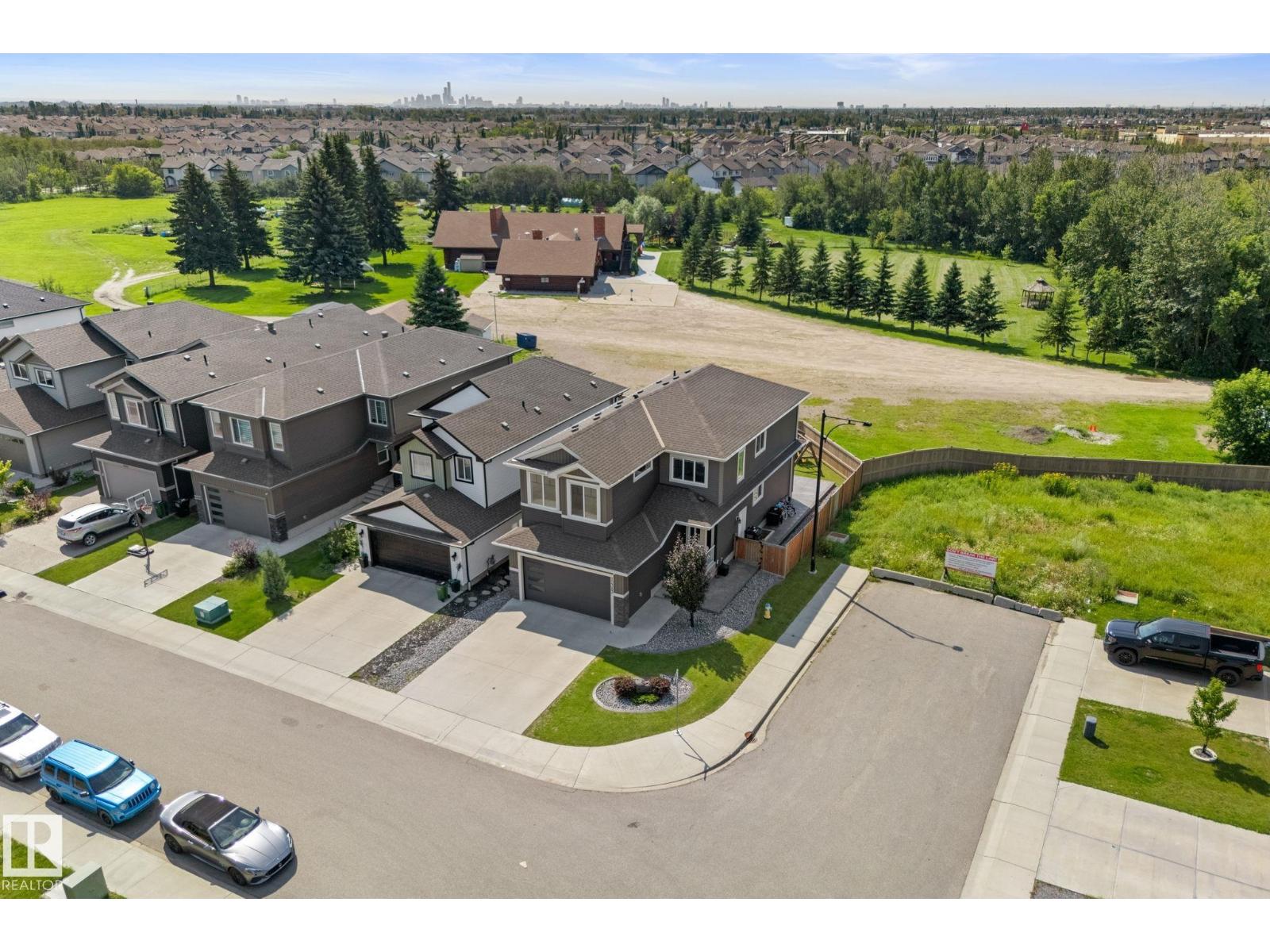 12383 176 Av Nw, Edmonton, Alberta  T5X 0L3 - Photo 59 - E4502081
