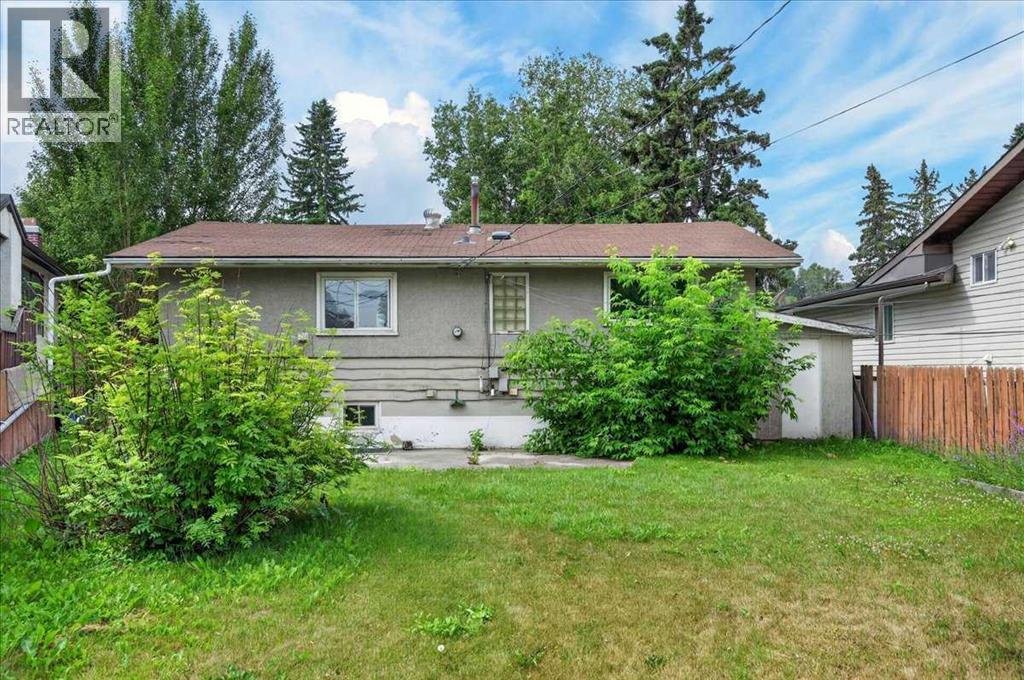 7804 34 Avenue NW, Calgary, Alberta  T3B 1P3 - Photo 37 - A2327515
