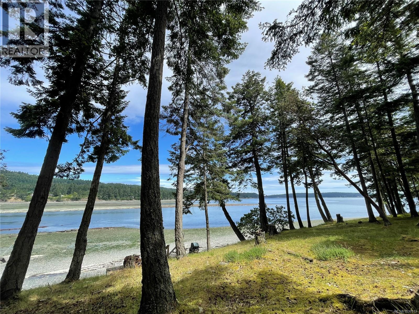 1022 Sea Fern Lane, Mudge Island, British Columbia