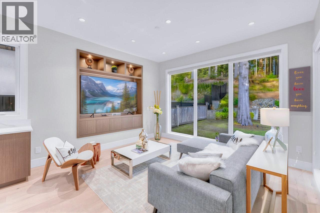 31 Glenmore Drive, West Vancouver, British Columbia V7S 1A5 - Photo 8 - R3130376