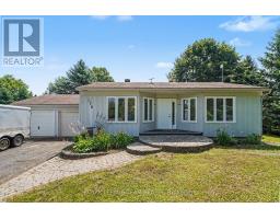 978 RIDEAU ROAD, Ottawa, Ontario