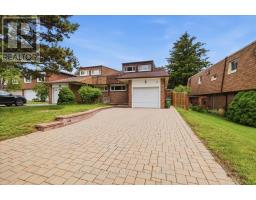 19 PICOLA COURT, Toronto, Ontario
