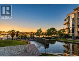 302 1228 MARINASIDE CRESCENT, Vancouver, British Columbia