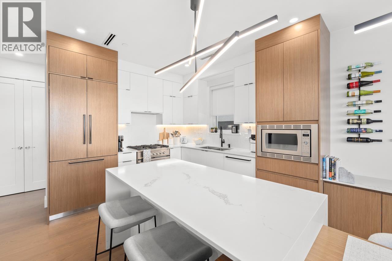 2137 E 2nd Avenue, Vancouver, British Columbia V5N 1E9 - Photo 2 - R3152576