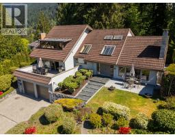 8570 ANSELL PLACE, West Vancouver, British Columbia