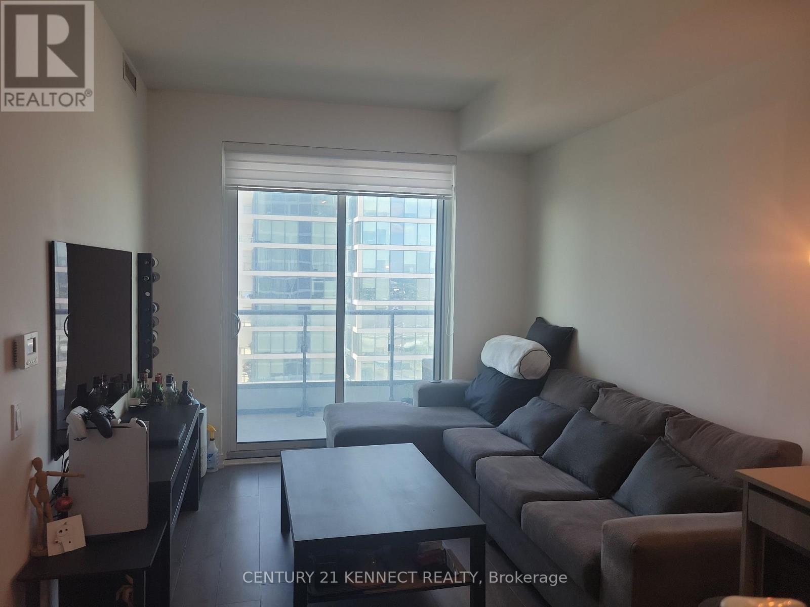 4910 - 950 Portage Parkway, Vaughan, Ontario  L4K 0J7 - Photo 11 - N13637350