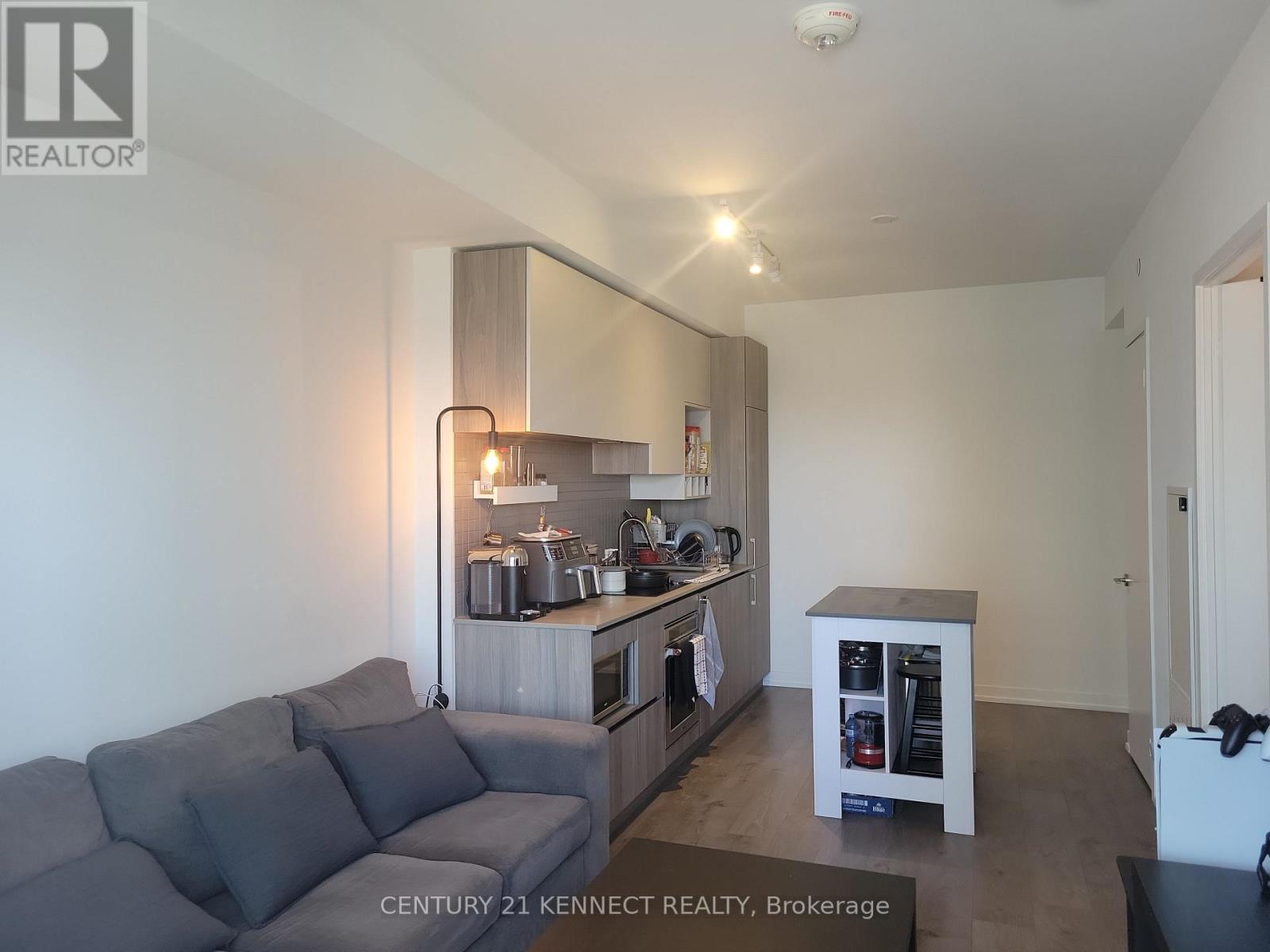 4910 - 950 Portage Parkway, Vaughan, Ontario  L4K 0J7 - Photo 12 - N13637350