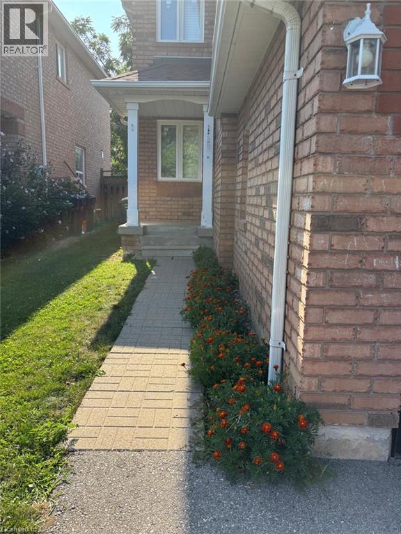 1377 Inuit Trail, Mississauga, Ontario  L5N 7R8 - Photo 2 - 40853047