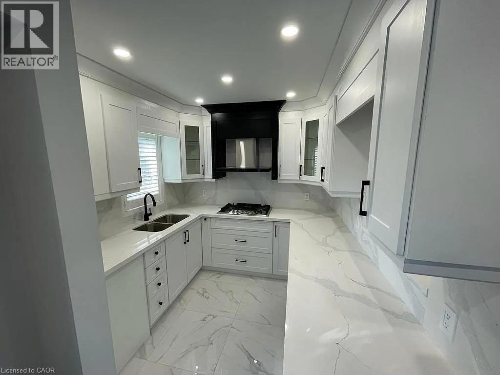 1377 Inuit Trail, Mississauga, Ontario  L5N 7R8 - Photo 7 - 40853047
