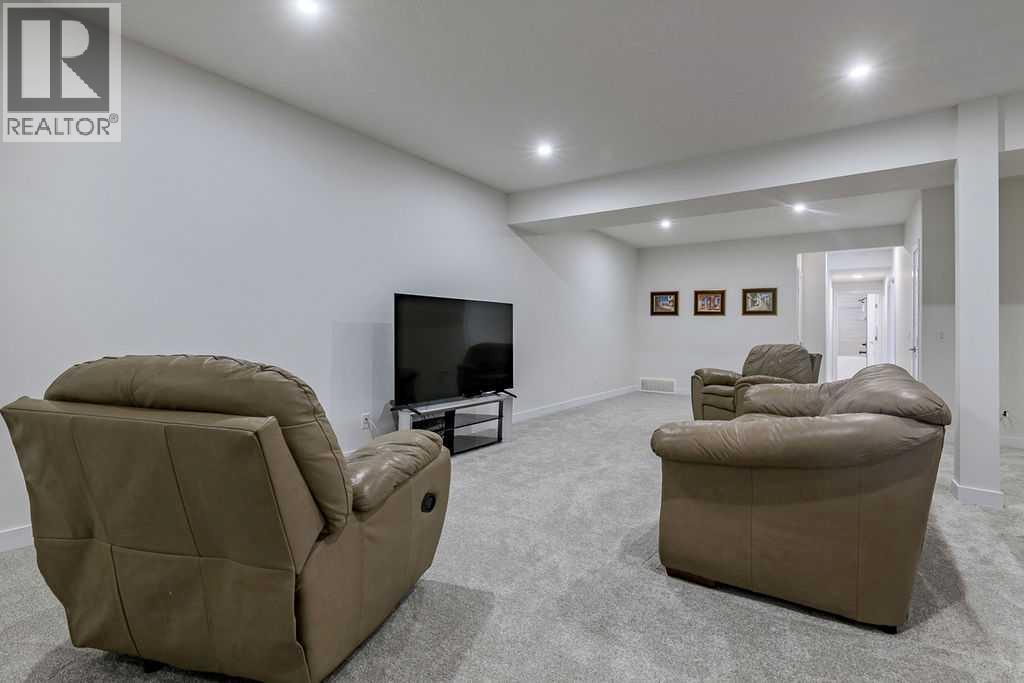 50 Drake Landing Square, Okotoks, Alberta  T1S 0R4 - Photo 26 - A2334644