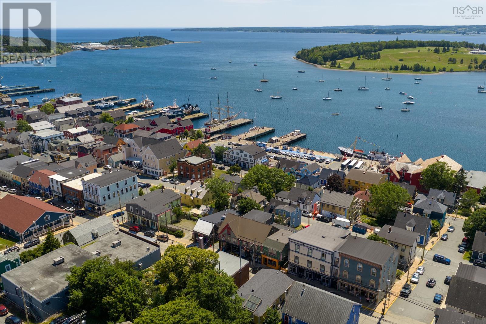51 Fox Street, Lunenburg, Nova Scotia  B0J 2C0 - Photo 50 - 202618261