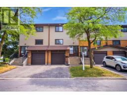 25 CARLETON PLACE, Brampton, Ontario