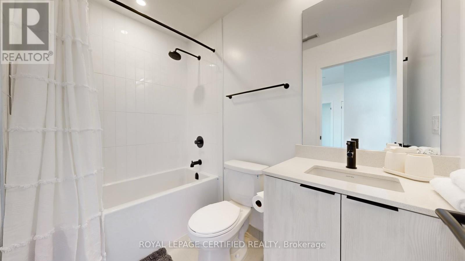 205 - 2495 Eglinton Avenue W, Mississauga, Ontario  L5M 2V8 - Photo 25 - W13637362
