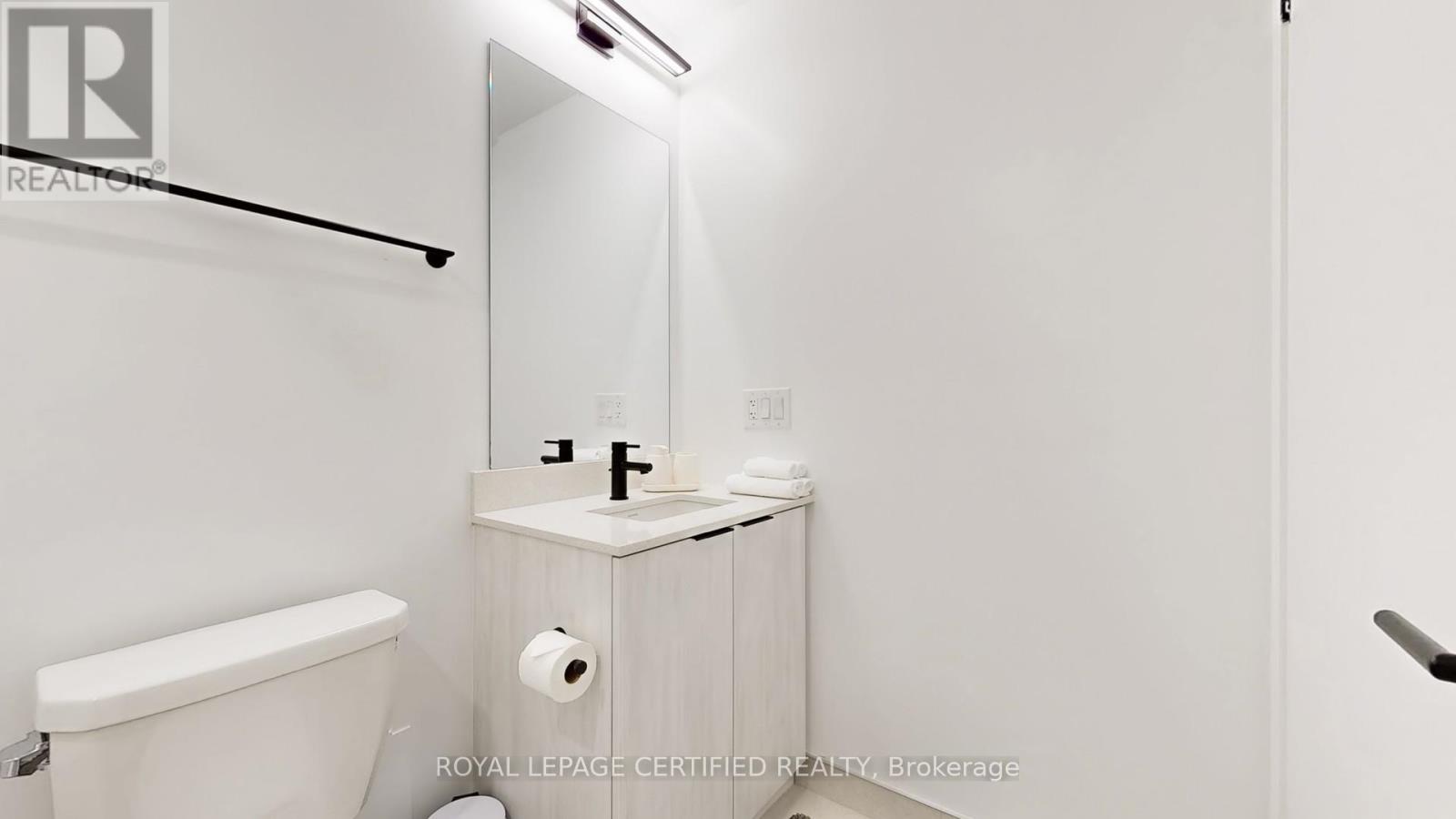 205 - 2495 Eglinton Avenue W, Mississauga, Ontario  L5M 2V8 - Photo 26 - W13637362