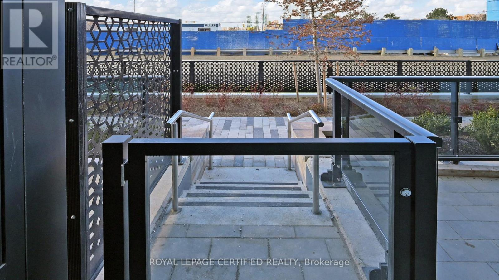 205 - 2495 Eglinton Avenue W, Mississauga, Ontario  L5M 2V8 - Photo 41 - W13637362