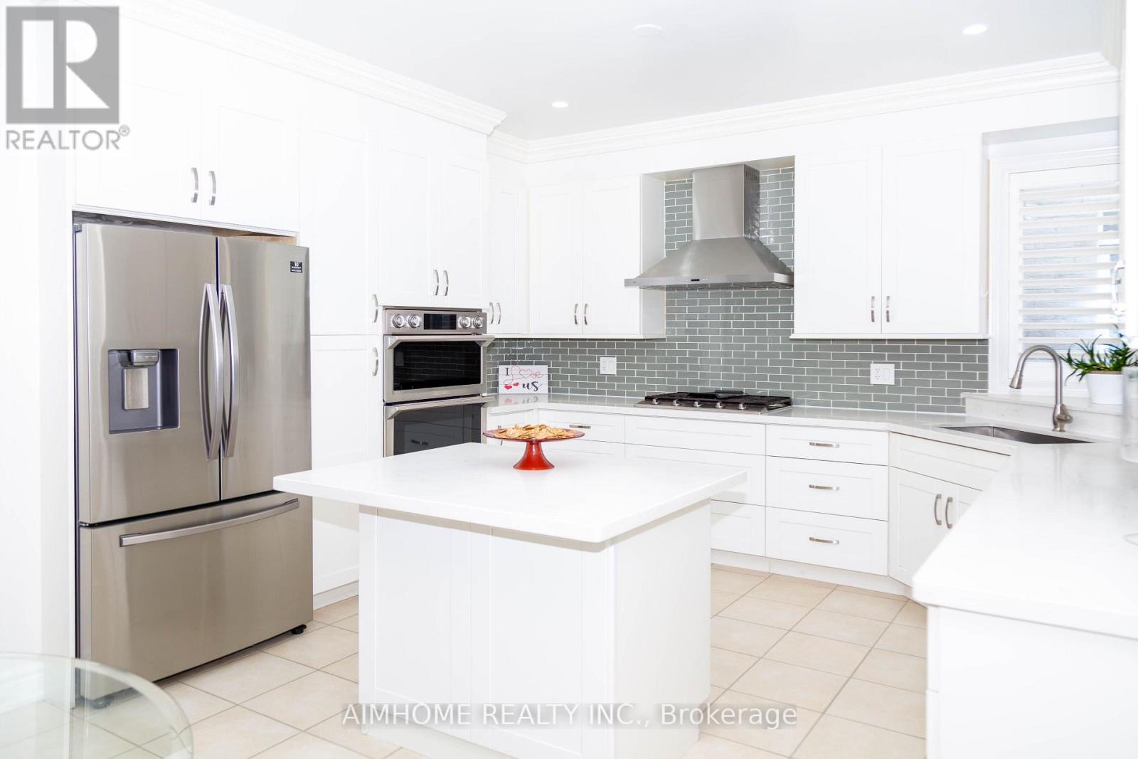 72 Brass Drive, Richmond Hill, Ontario  L4E 4T5 - Photo 11 - N13634836