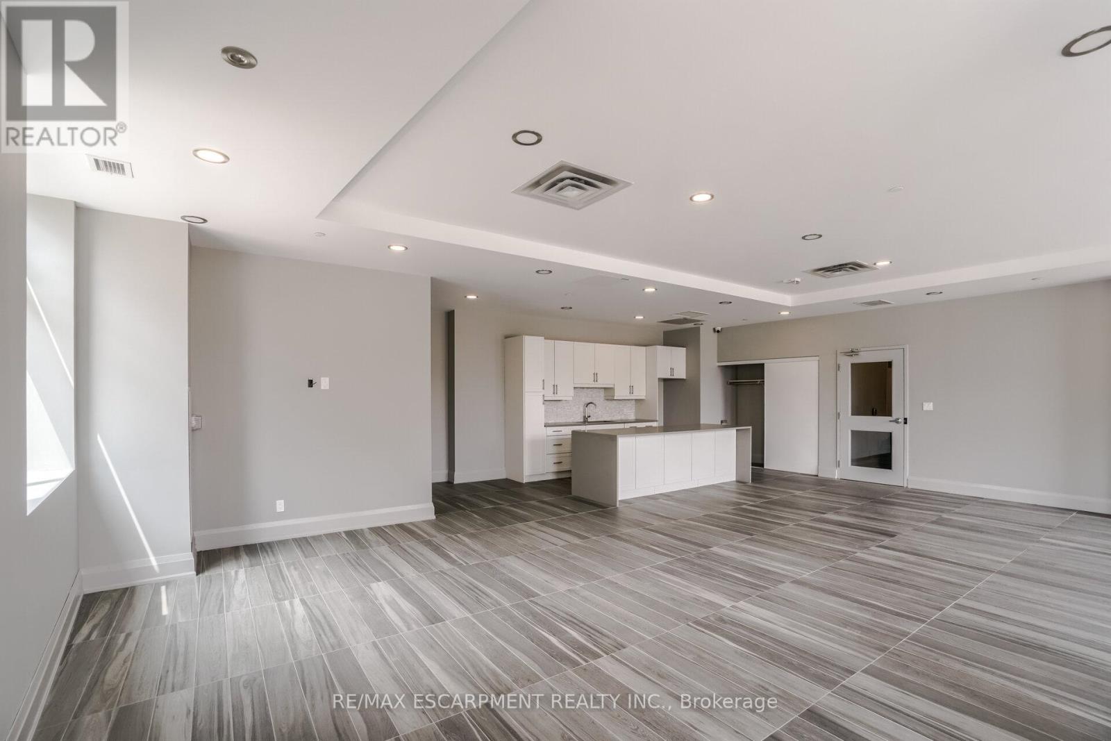 220 - 150 Oak Park Boulevard, Oakville, Ontario  L6H 3P2 - Photo 49 - W13637302