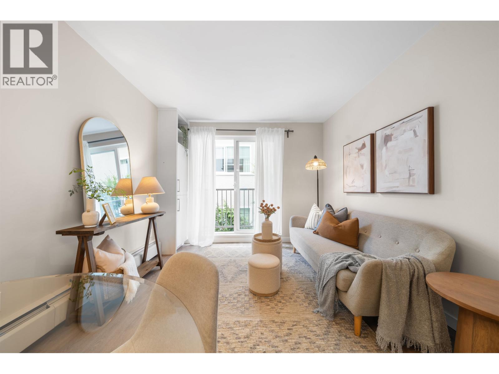 210 2234 W 1ST AVENUE, Vancouver, British Columbia