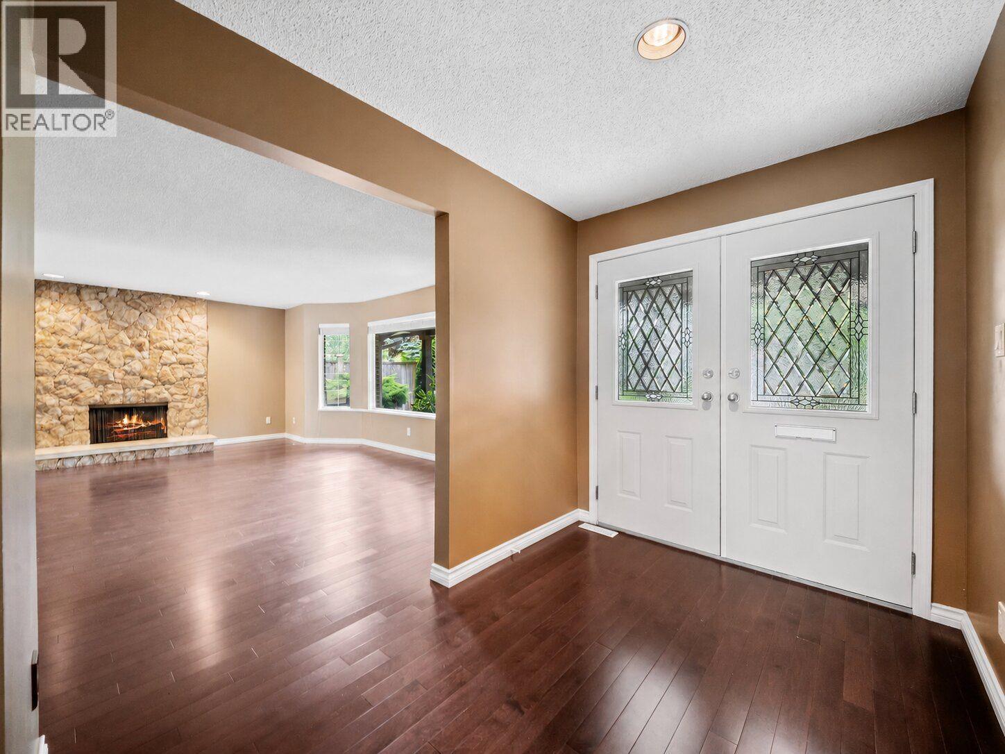 4237 Candlewood Drive, Richmond, British Columbia  V7C 4V9 - Photo 2 - R3152399