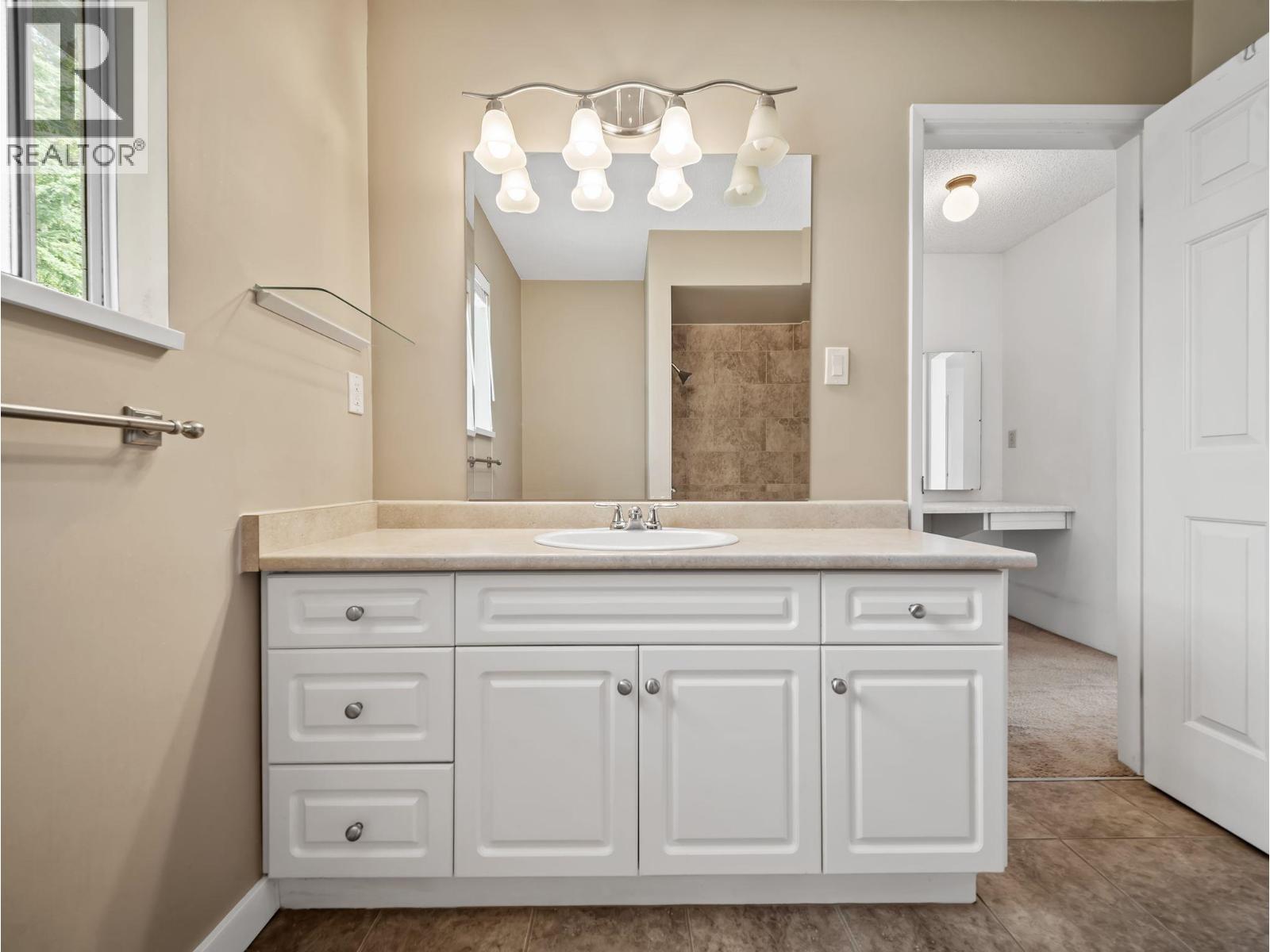 4237 Candlewood Drive, Richmond, British Columbia  V7C 4V9 - Photo 24 - R3152399