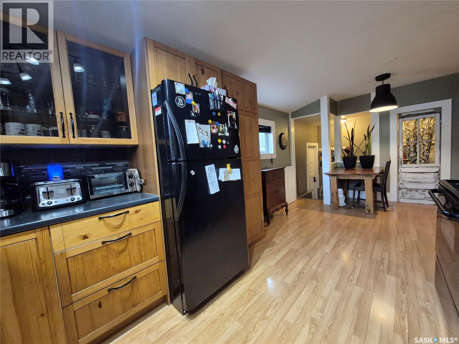 476 9th Avenue NE, Swift Current, Saskatchewan  S9H 2R4 - Photo 13 - SK040916