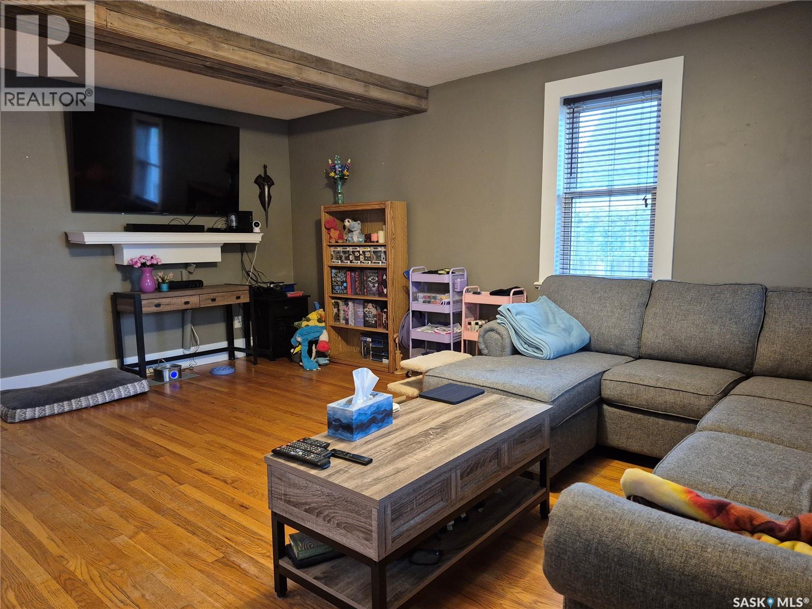 476 9th Avenue NE, Swift Current, Saskatchewan  S9H 2R4 - Photo 7 - SK040916