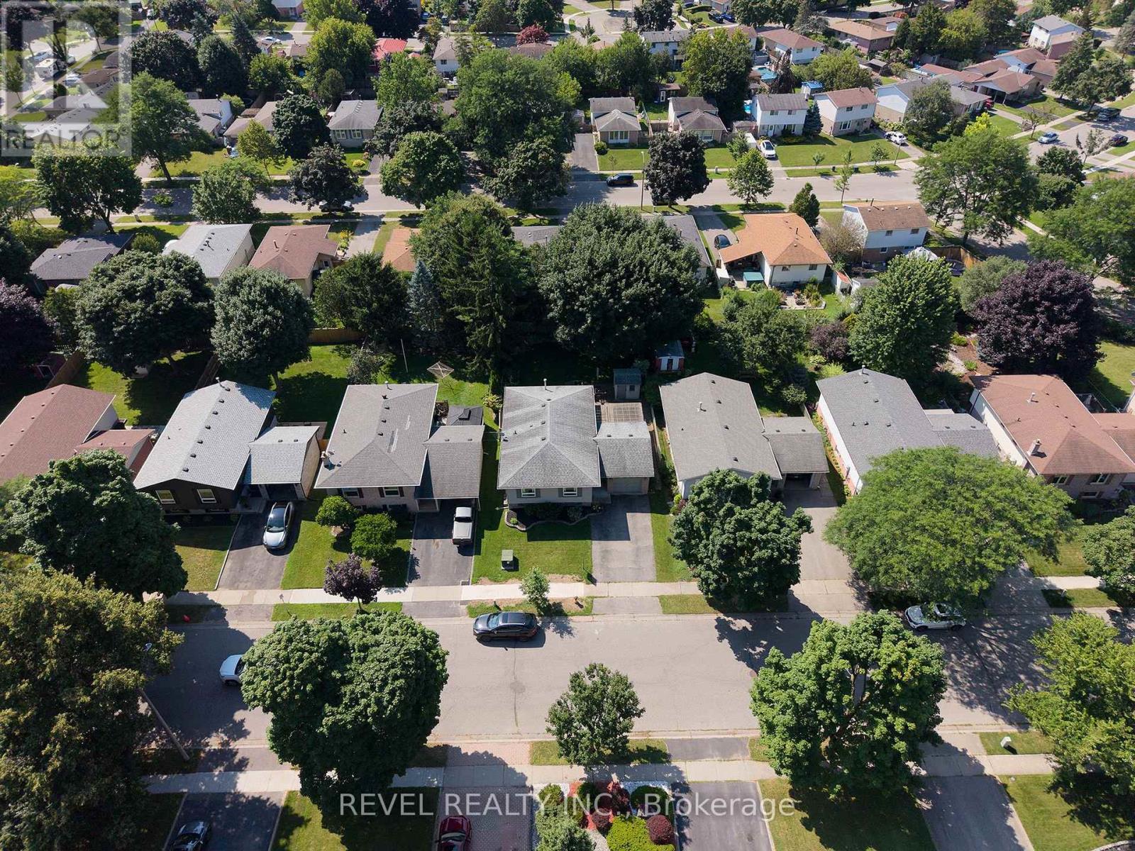 27 Myrtleville Drive, Brantford, Ontario  N3V 1B9 - Photo 33 - X13635384