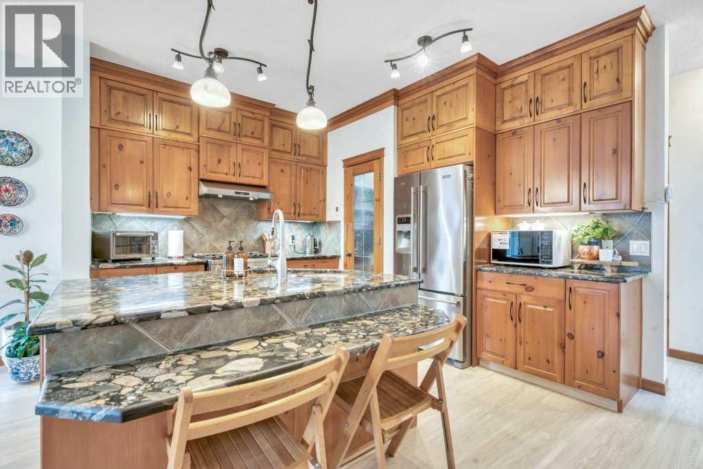 22 Kincora Heights NW, Calgary, Alberta  T3R 1N3 - Photo 8 - A2311151