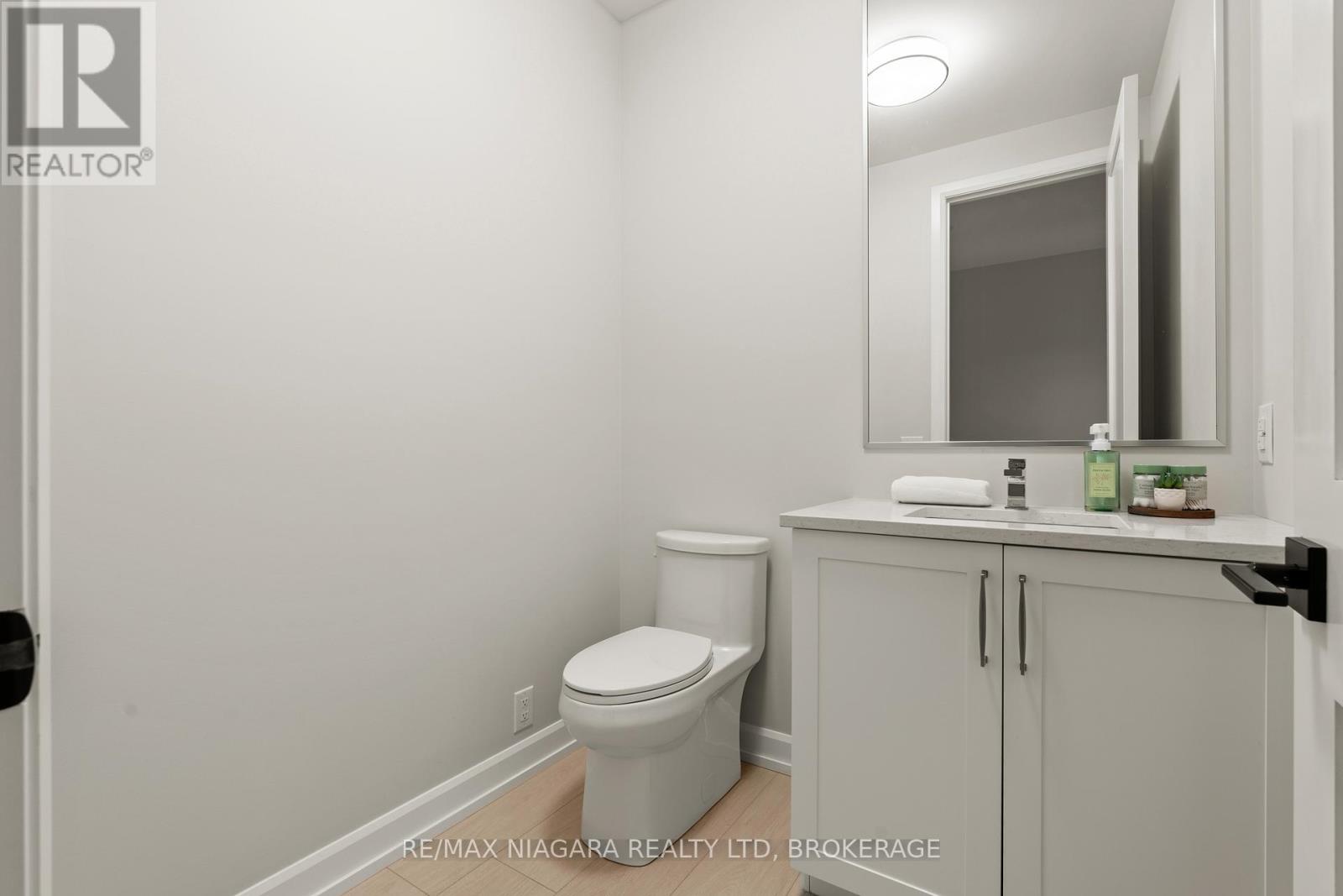 27 Maple Leaf Avenue S, Fort Erie, Ontario  L0S 1N0 - Photo 37 - X13637382