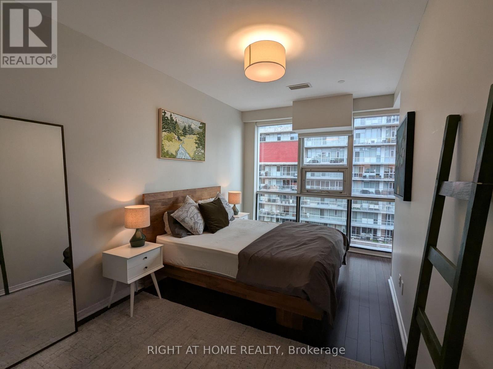 Ph1206 - 393 King Street W, Toronto, Ontario  M5V 1K1 - Photo 10 - C13637428