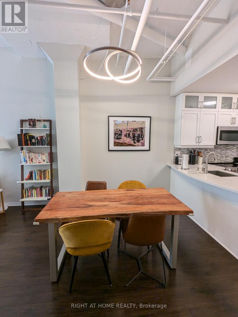 Ph1206 - 393 King Street W, Toronto, Ontario  M5V 1K1 - Photo 6 - C13637428