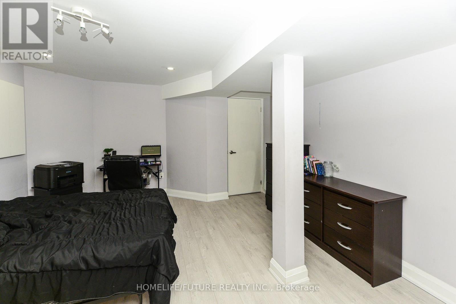 1404 Trowbridge Drive, Oshawa, Ontario  L1G 7R7 - Photo 24 - E13637430