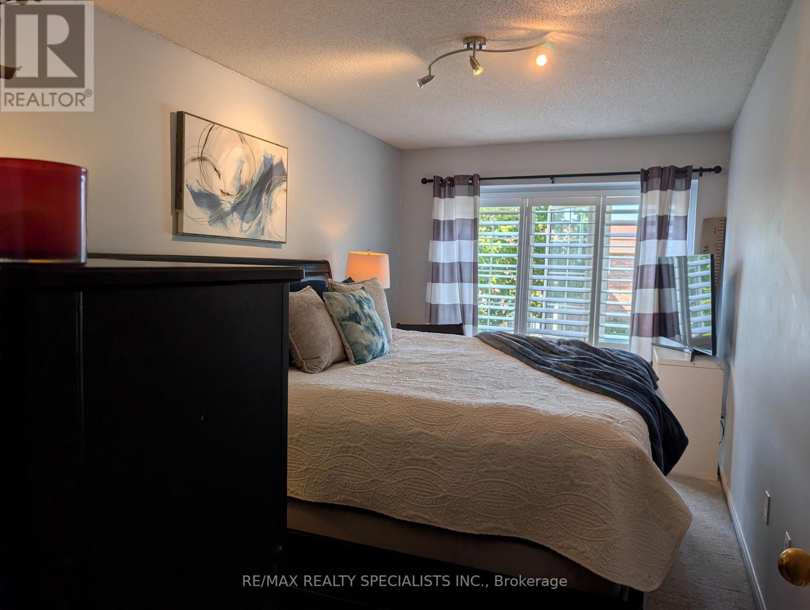 20 Thorp Crescent, Ajax, Ontario L1T 0G9 - Photo 18 - E13637440