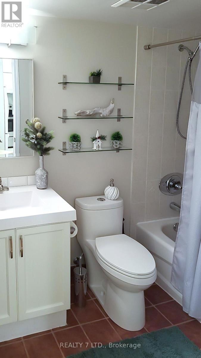 216 - 9 Northern Heights Drive, Richmond Hill, Ontario L4B 4M5 - Photo 23 - N13637410