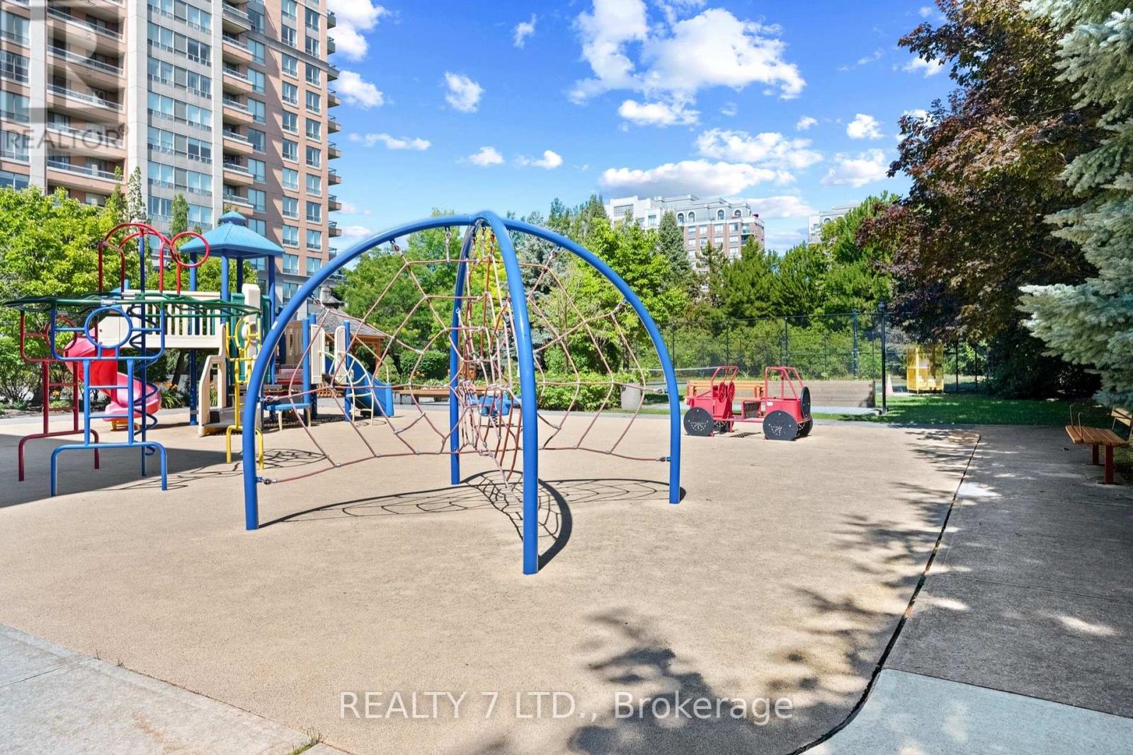 216 - 9 Northern Heights Drive, Richmond Hill, Ontario L4B 4M5 - Photo 34 - N13637410