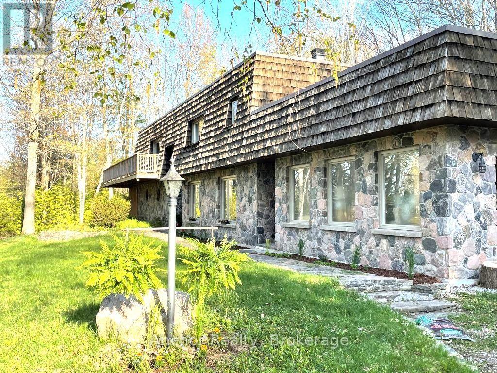 630 Farquhar Street, Gravenhurst, Ontario  P1P 1E3 - Photo 3 - X13637400