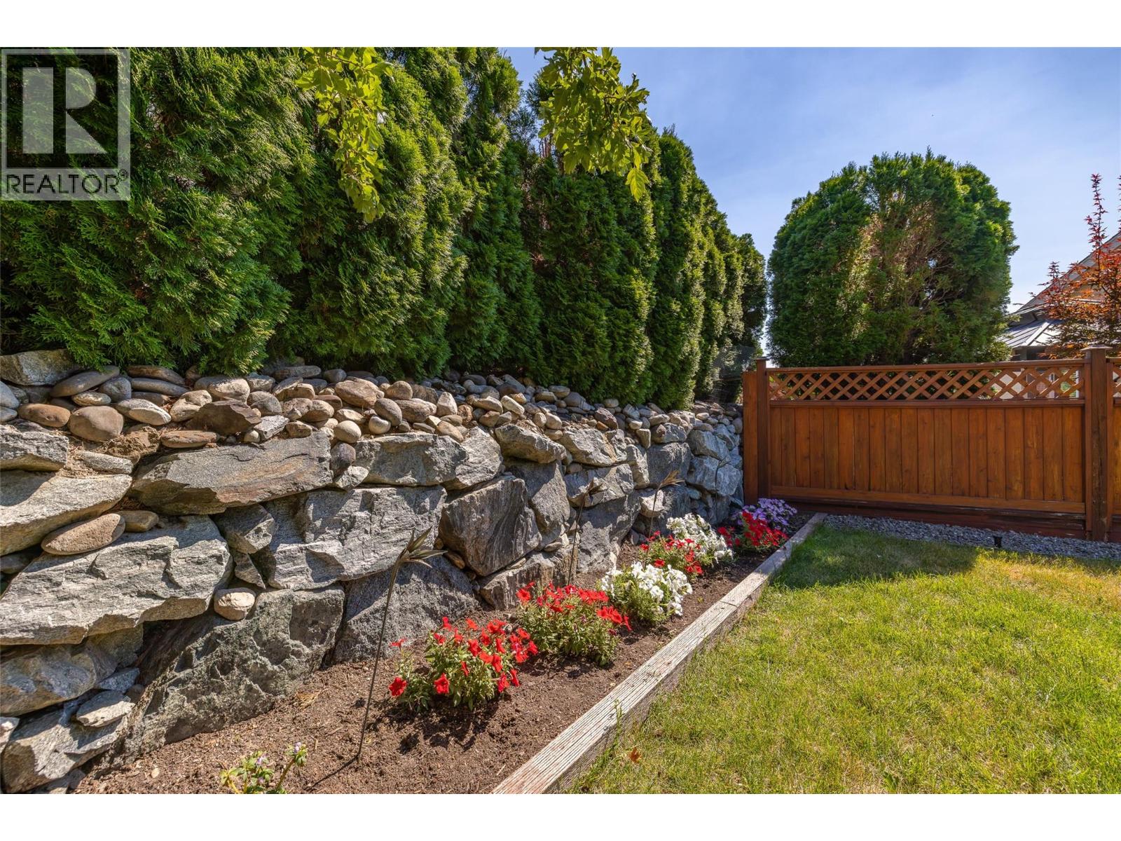 2208 Mimosa Drive, West Kelowna, British Columbia  V4T 3A5 - Photo 48 - 10395398