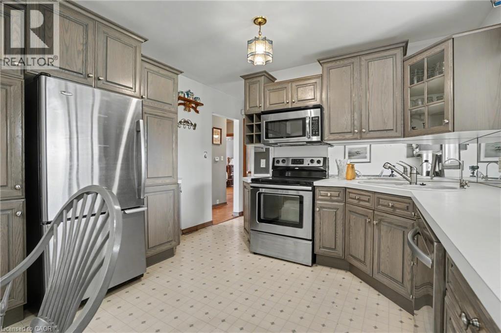87 Mcdonald Avenue, Thorold, Ontario  L2V 3E8 - Photo 5 - 40852942