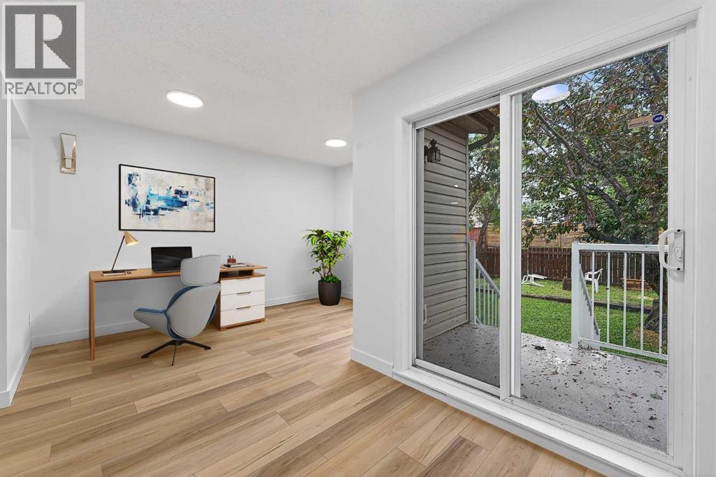 1091 Berkley Drive NW, Calgary, Alberta  T3K 1S6 - Photo 12 - A2329717