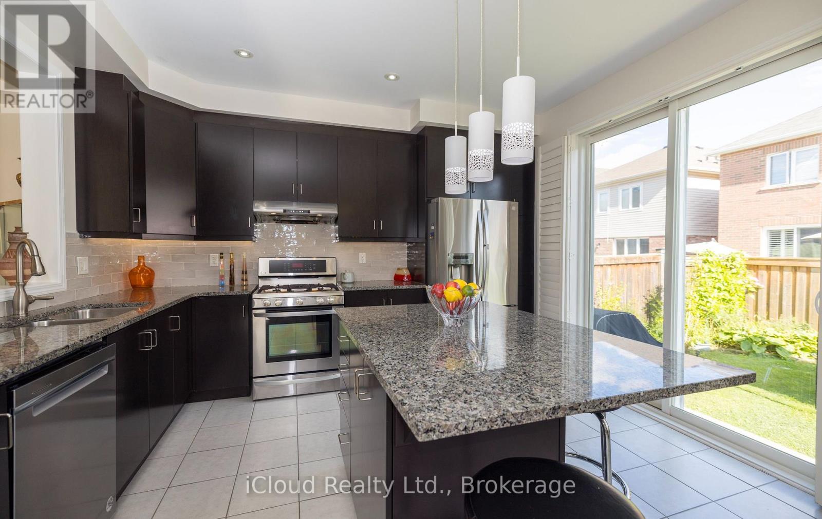 954 Penson Crescent, Milton, Ontario  L9T 8Z7 - Photo 16 - W13637408
